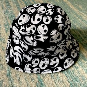 Bucket hat